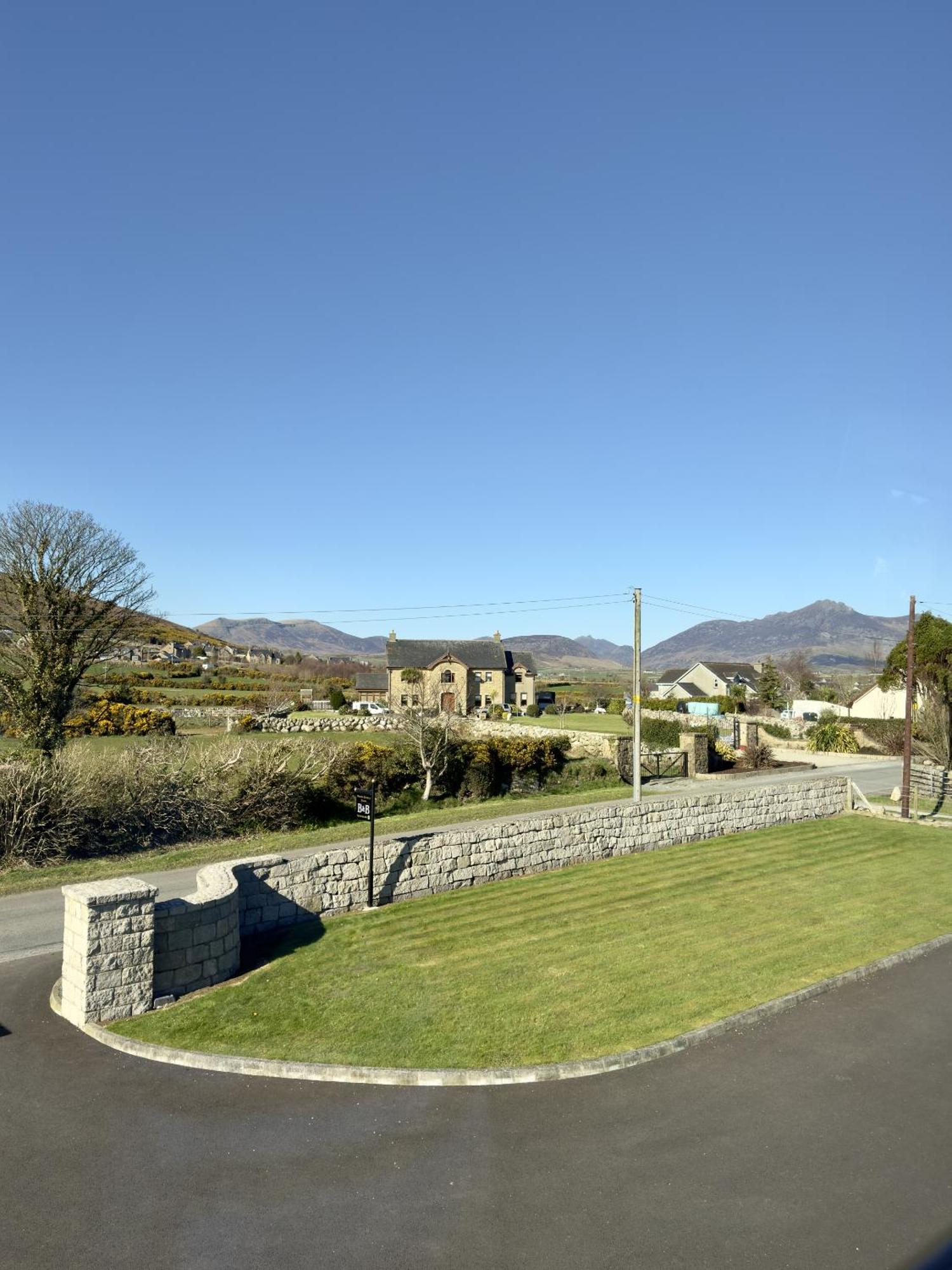 Mourne Country House Bed And Breakfast Килкил Номер фото